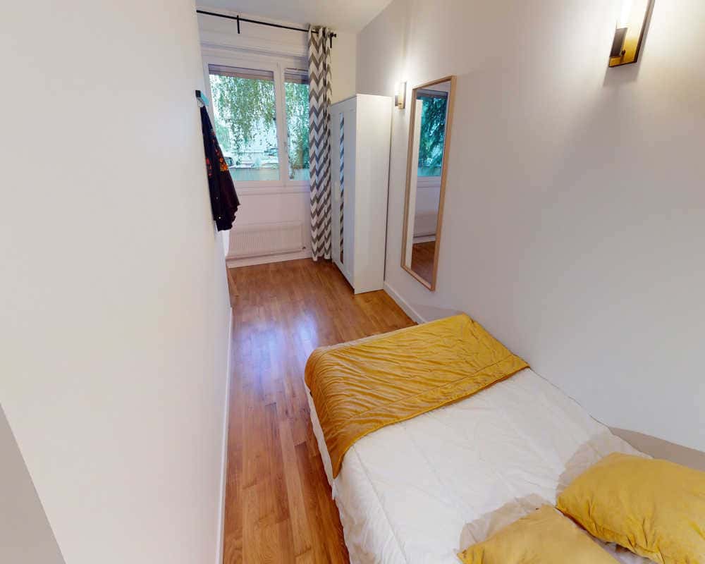 Chambre dans le Rue d'Enghien