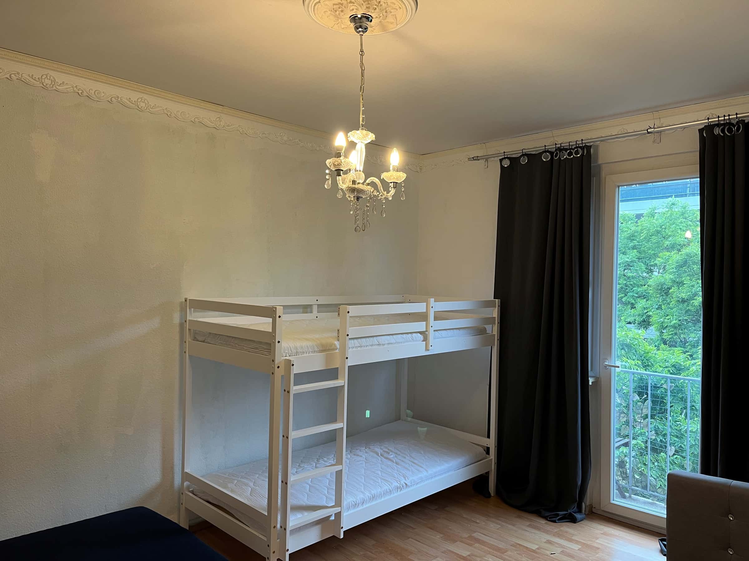 Zimmer in Steinmetzstraße, Berlin für 56 m² mit 3 Schlafzimmer