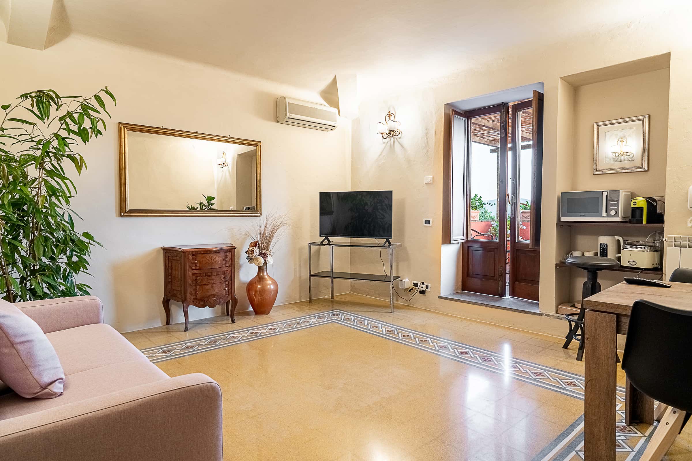 Apartment Lucca, 2 beds — photo 18