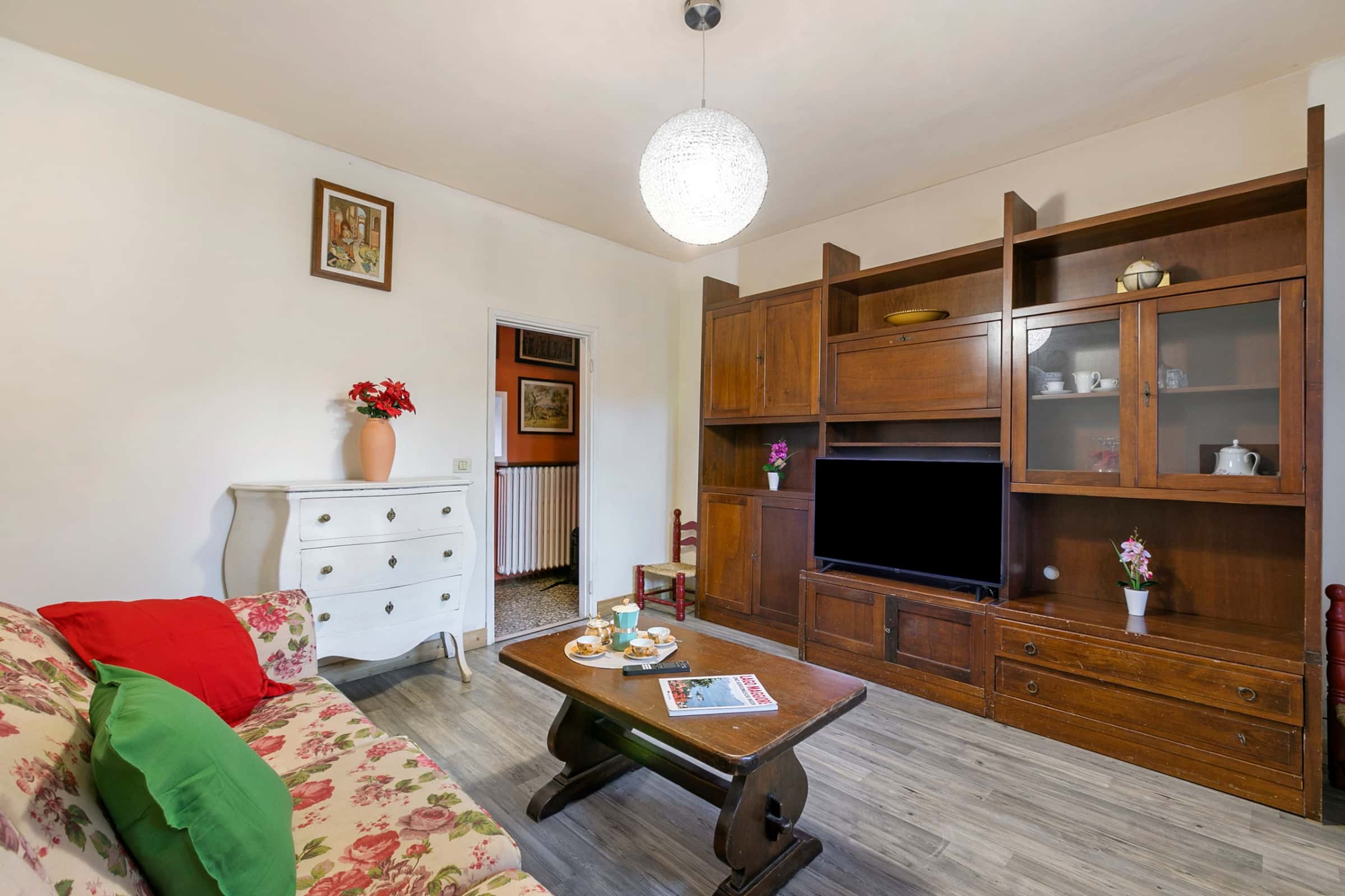 La Lanterna Swimming Pool Retreat