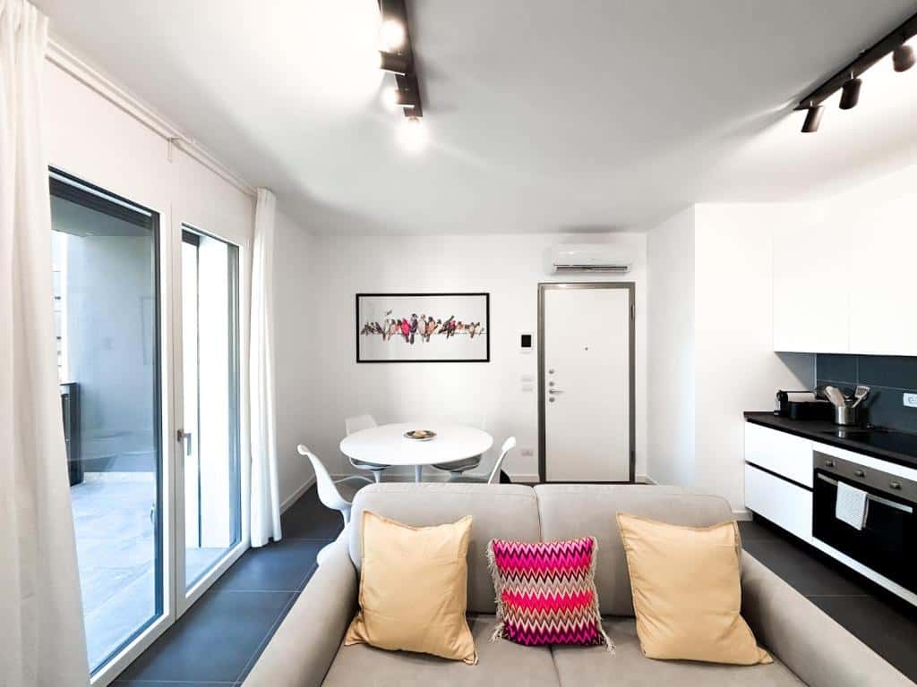 Apartment Milan, 1 bed — photo 23