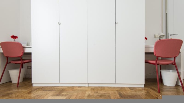 Listing photo thumbnail