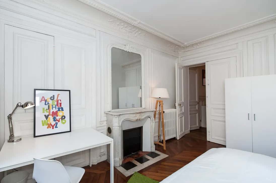 Stanza in Boulevard Voltaire, Paris di 113 m² con 5 camere