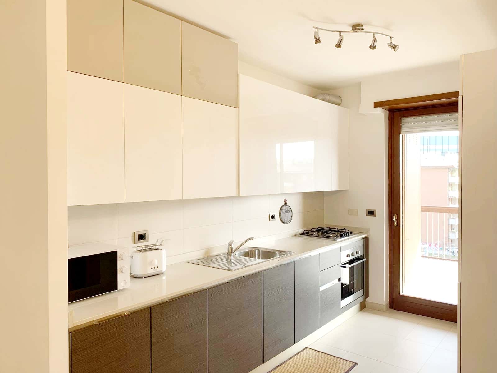 Luminoso Trilocale  Viale della Grande Muraglia, Eur Torrino