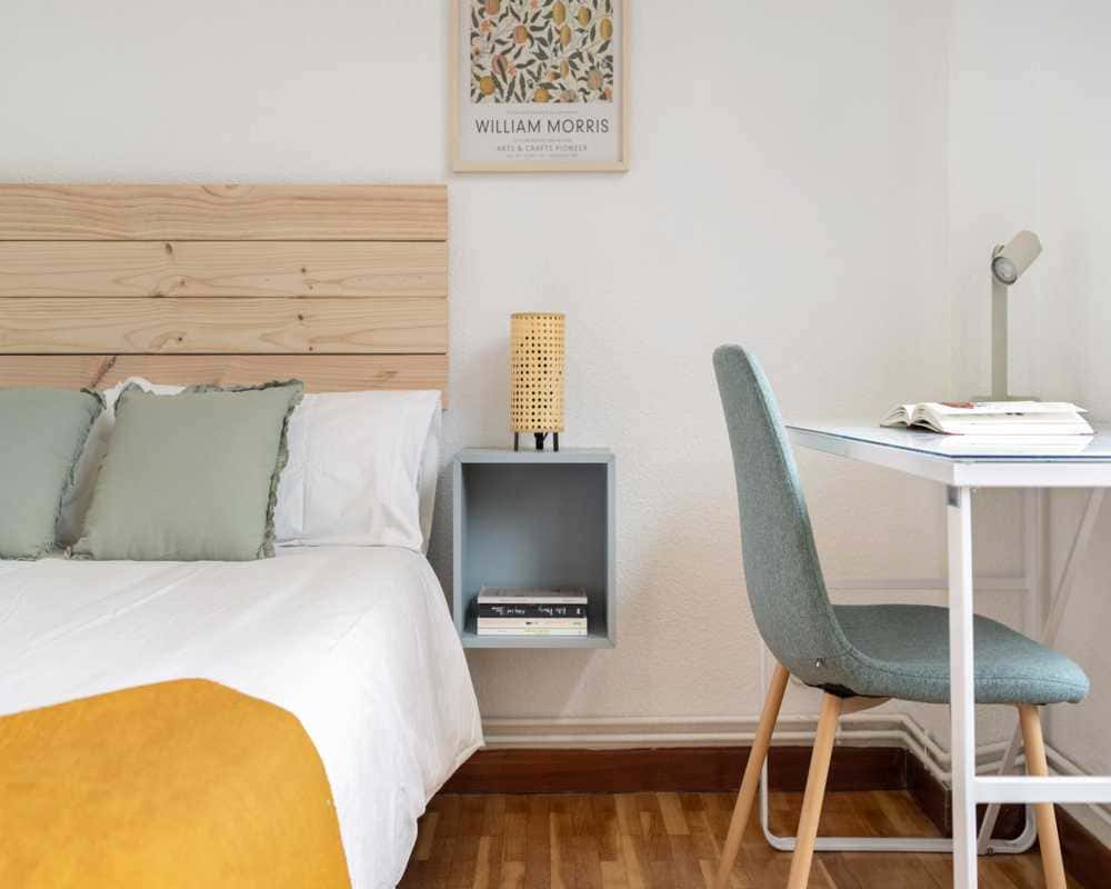 Habitación individual en la Calle Mesena
