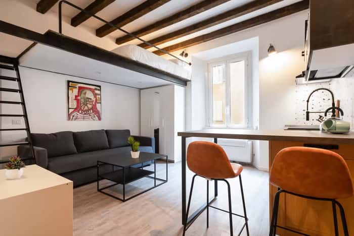 Listing photo thumbnail