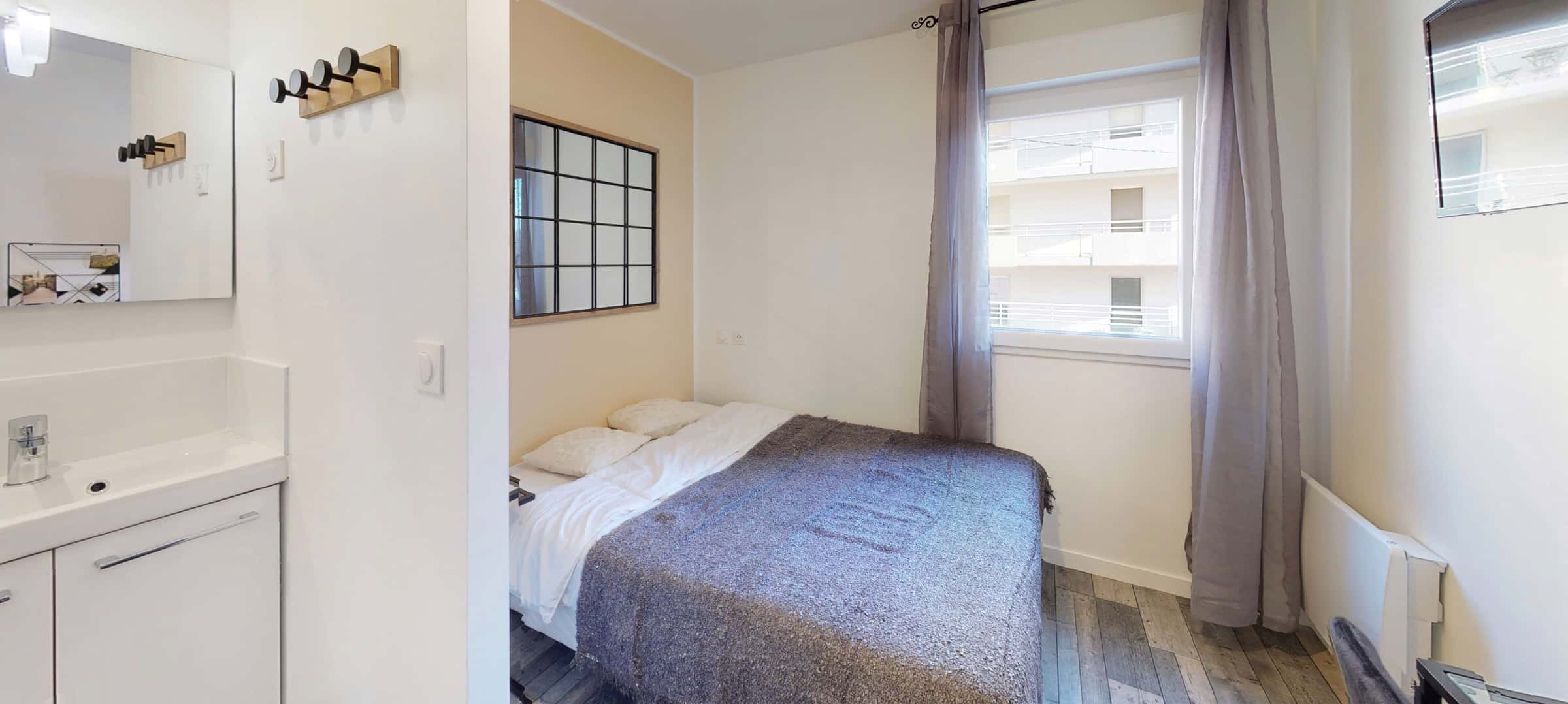 Chambre 2 - BRISOUT DE BARNEVILLE I
