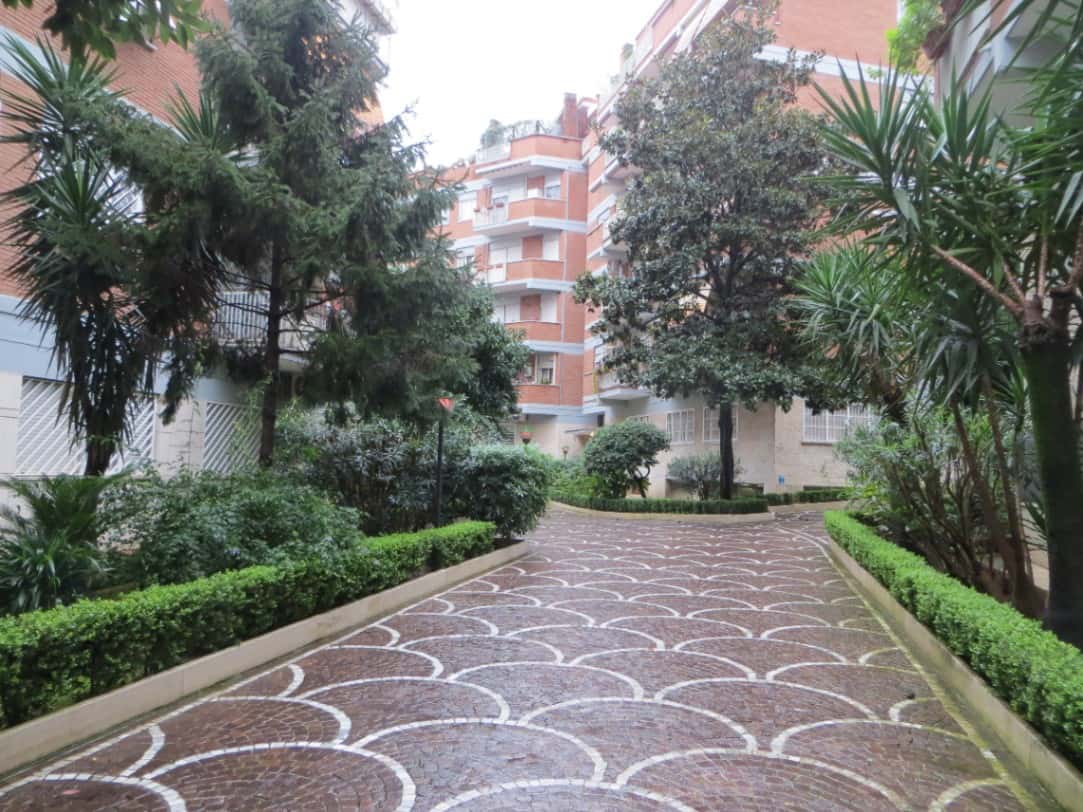 Apartment Rome, 1 bed — photo 24