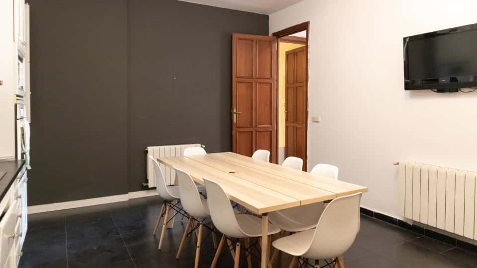 Calle de Santa Engracia, 122 (ONLY STUDENTS)