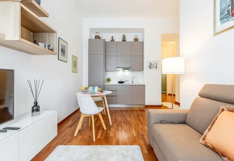 Piazza Caiazzo Milano