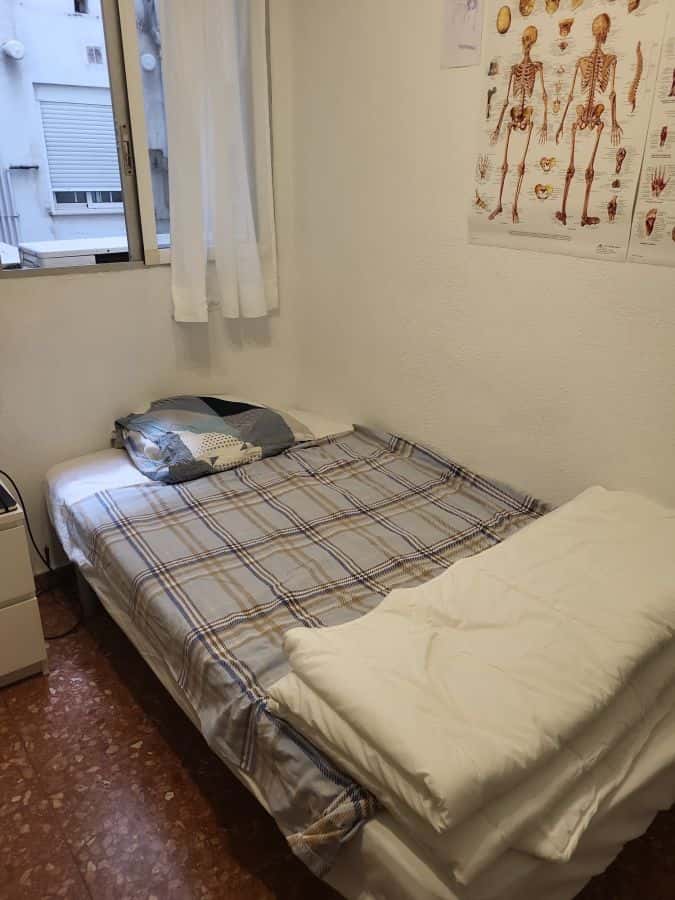 Habitación en piso de 4 habitaciones en La Saïdia