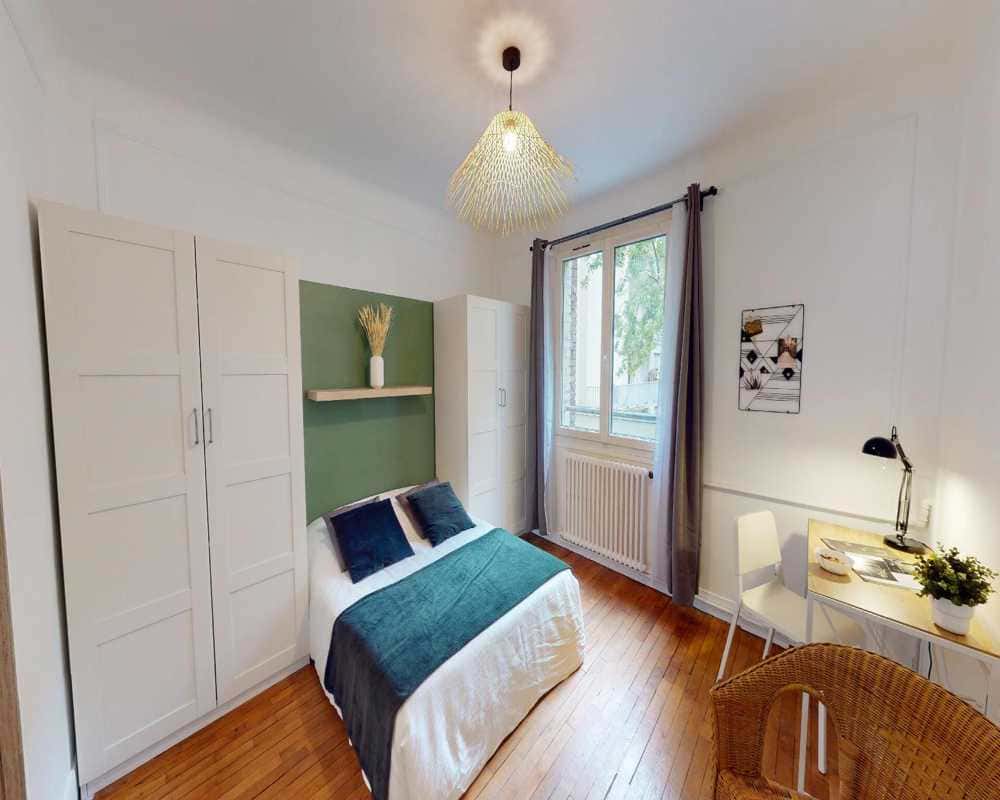 Chambre dans le Rue Louis Codet