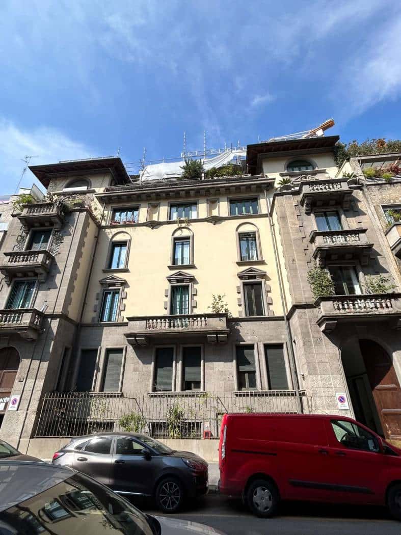 Appartement dans Via Mauro Macchi, Milano pour 150 m² avec 3 chambres
