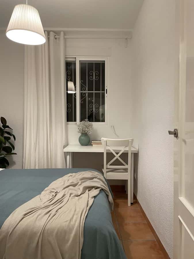 Habitación en piso de 3 habitaciones en Algirós