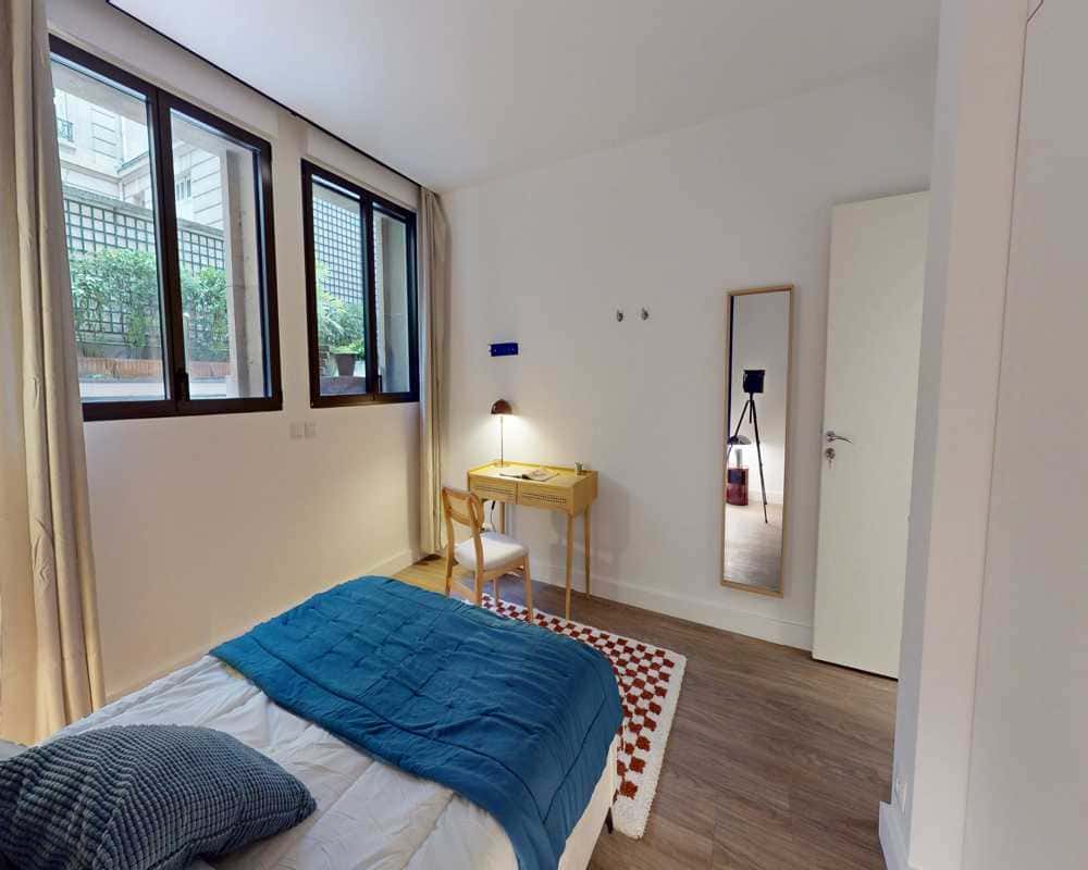 Chambre dans le Avenue de Montaigne