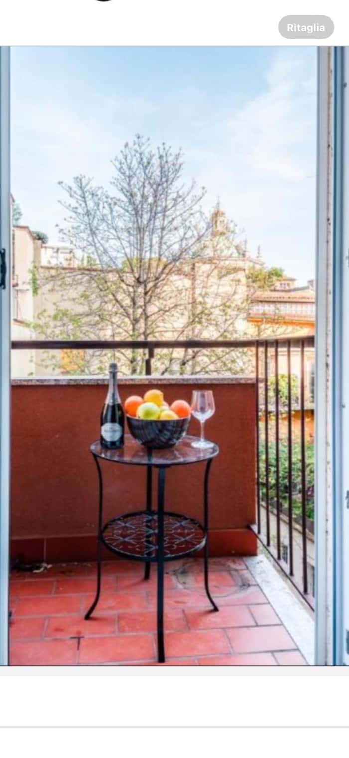 Listing photo thumbnail