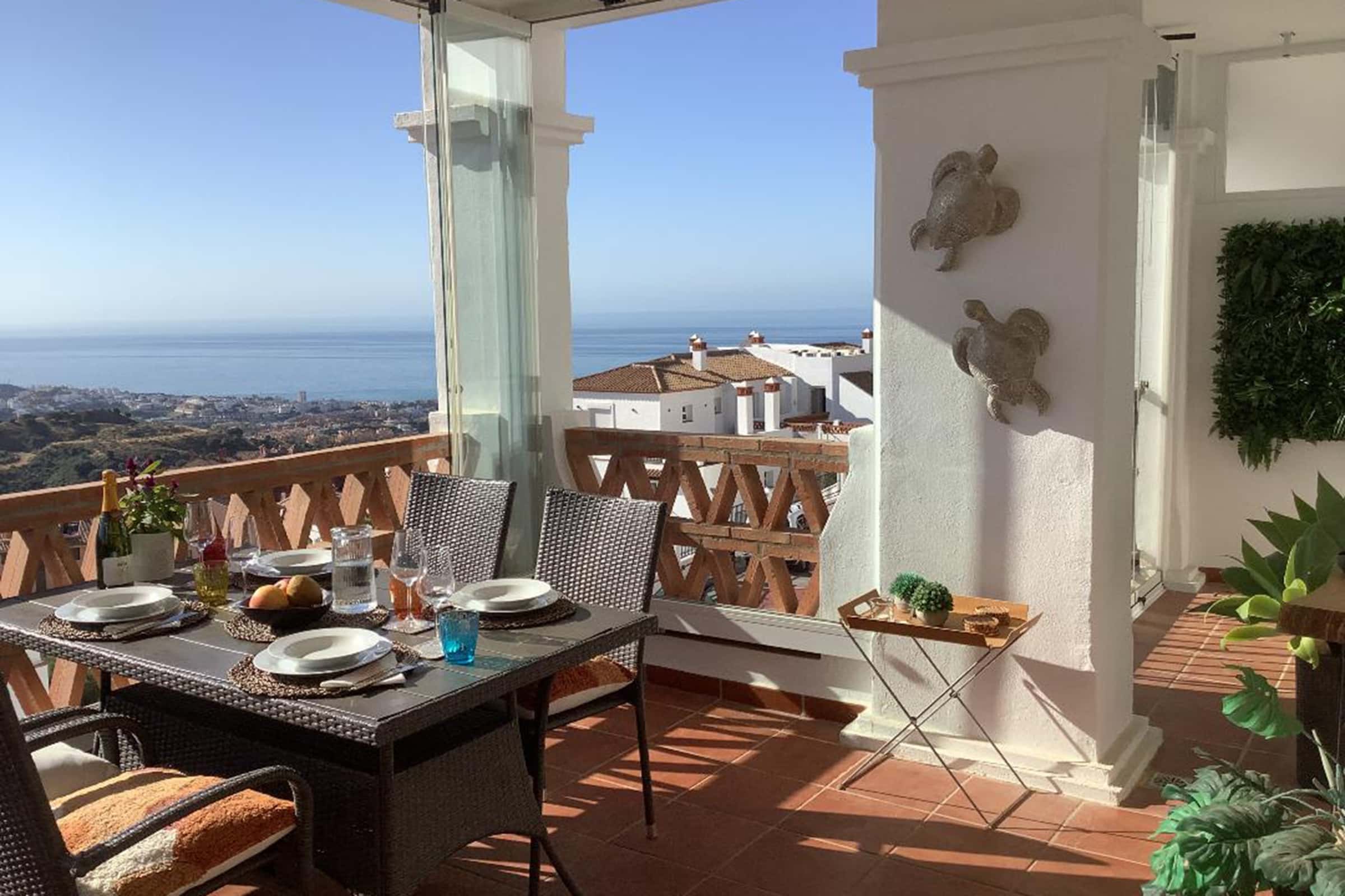 Pool Calahonda Palmeras with Sea View 0