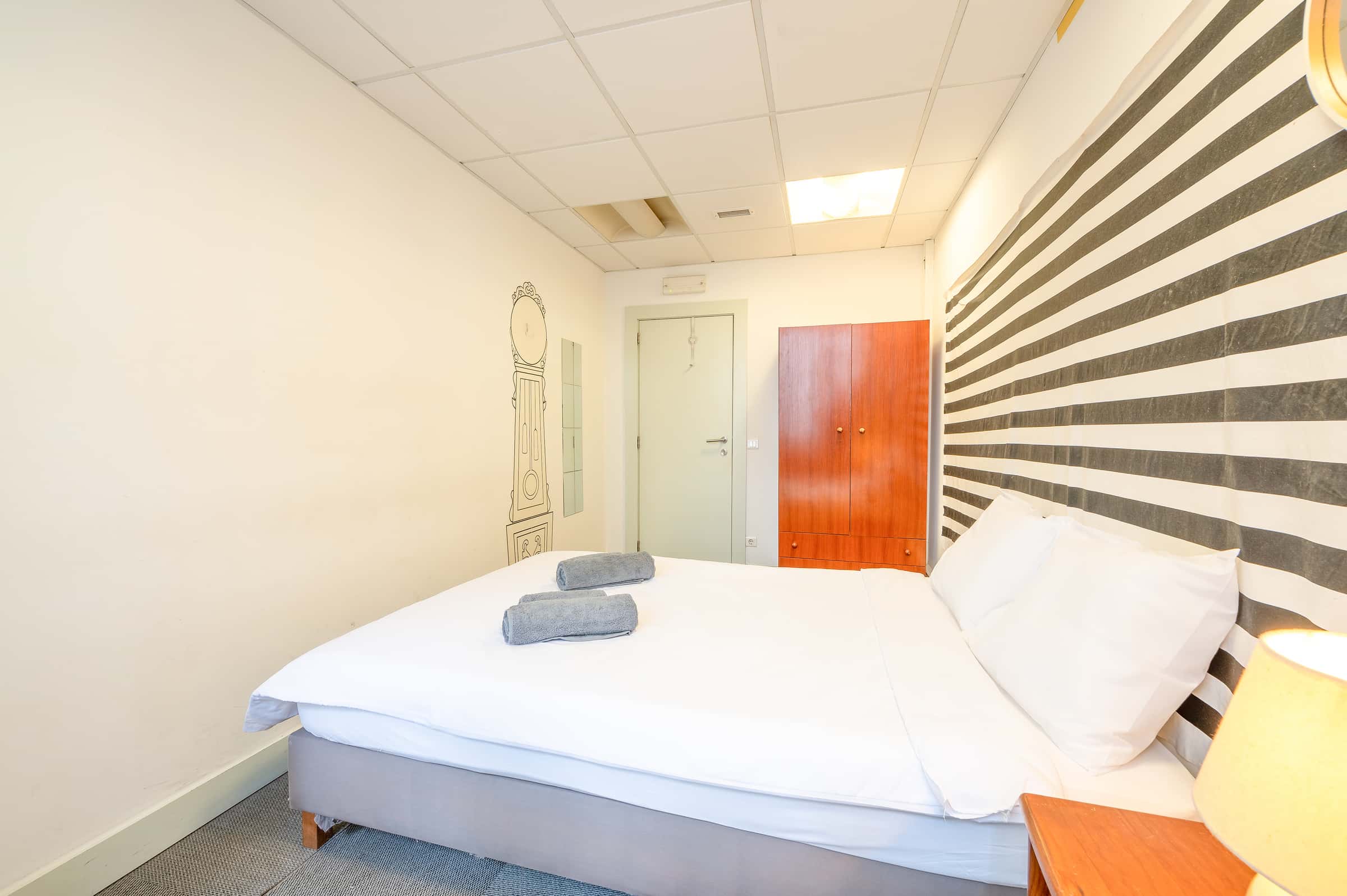 Rua Almirante Barroso , E