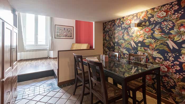 Listing photo thumbnail