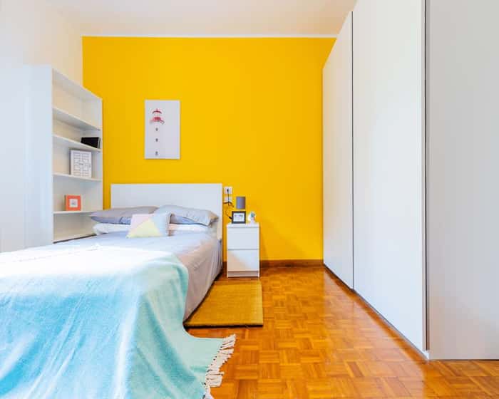 Listing photo thumbnail