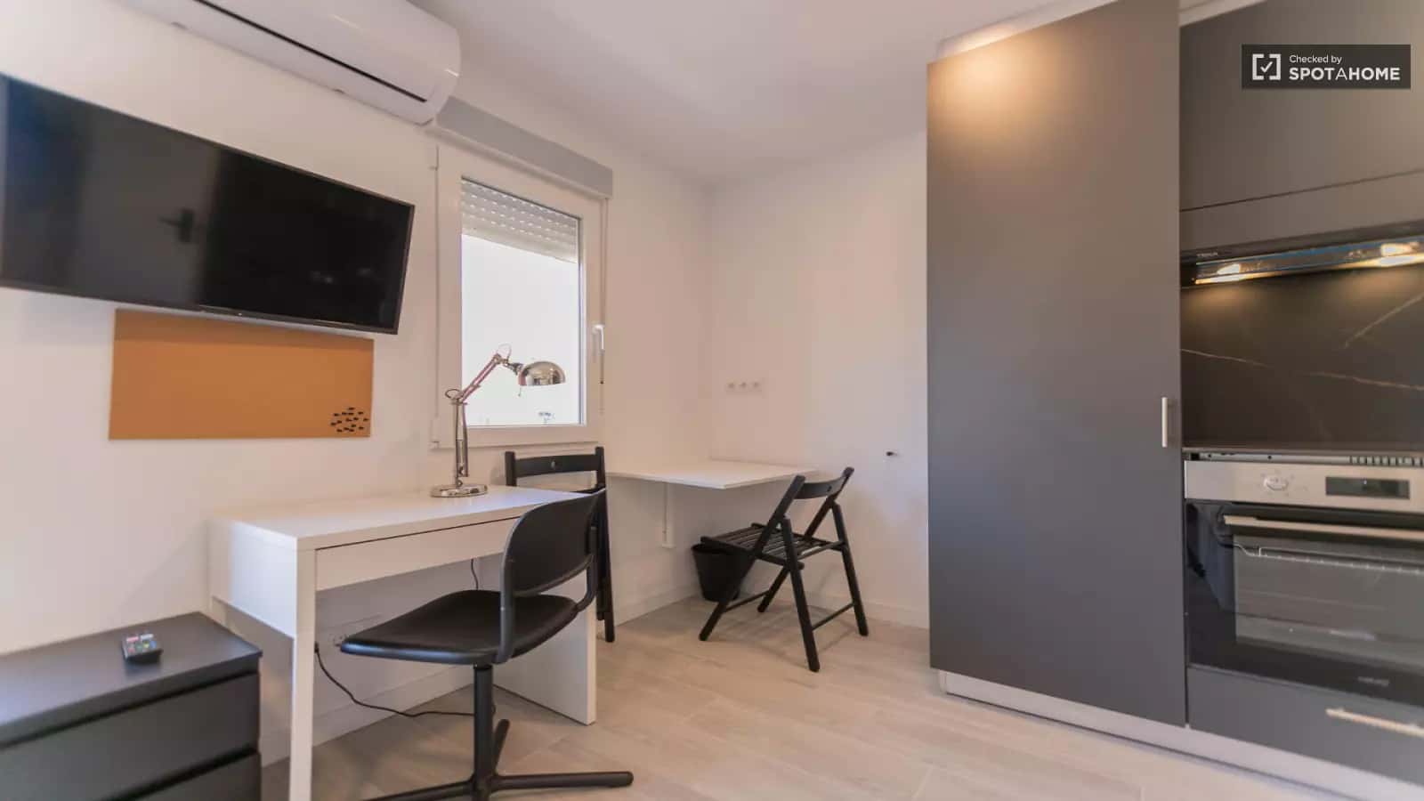 Calle Maestro Lope Studio 3