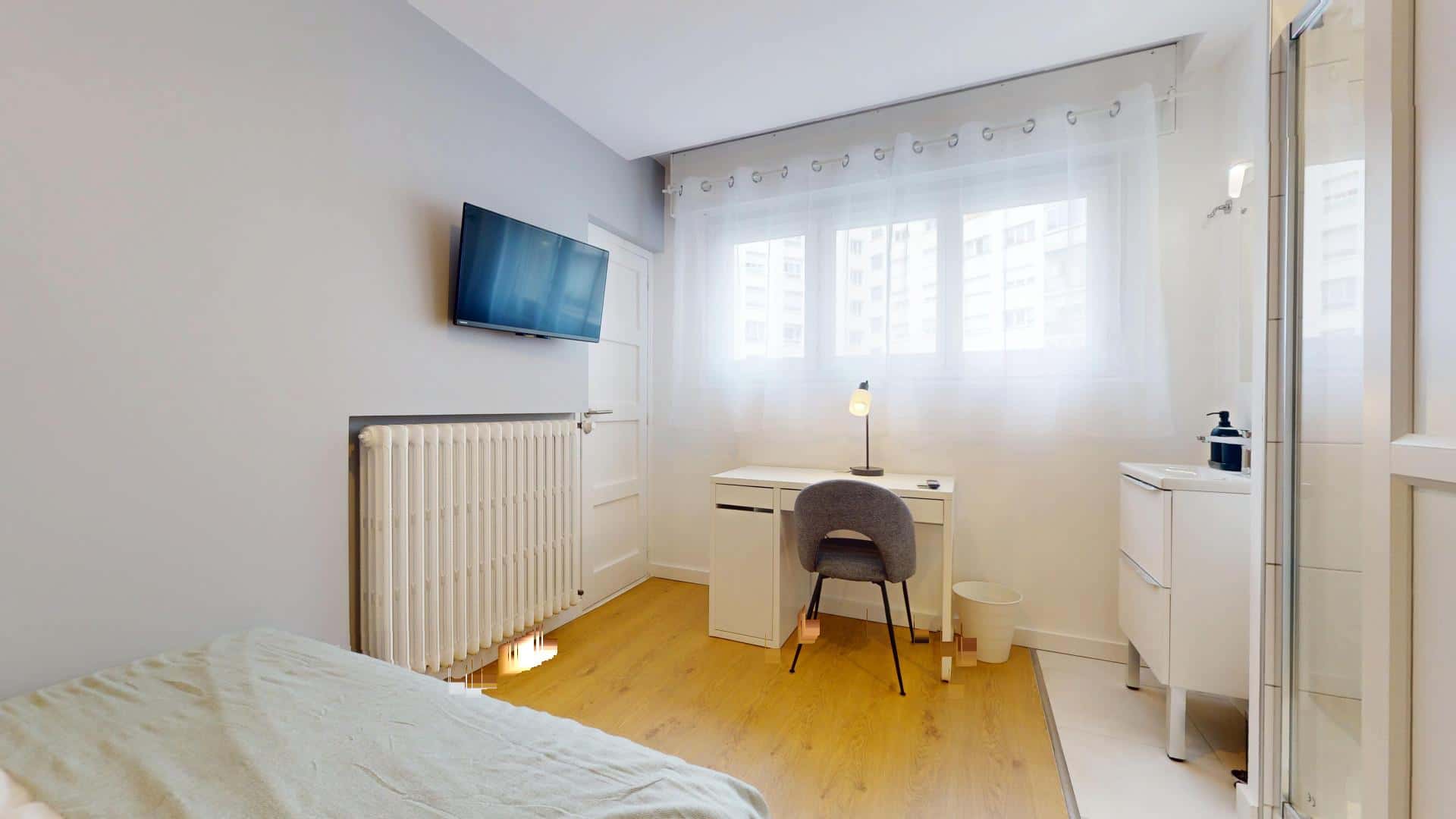 Chambre 1 - CHEVENE