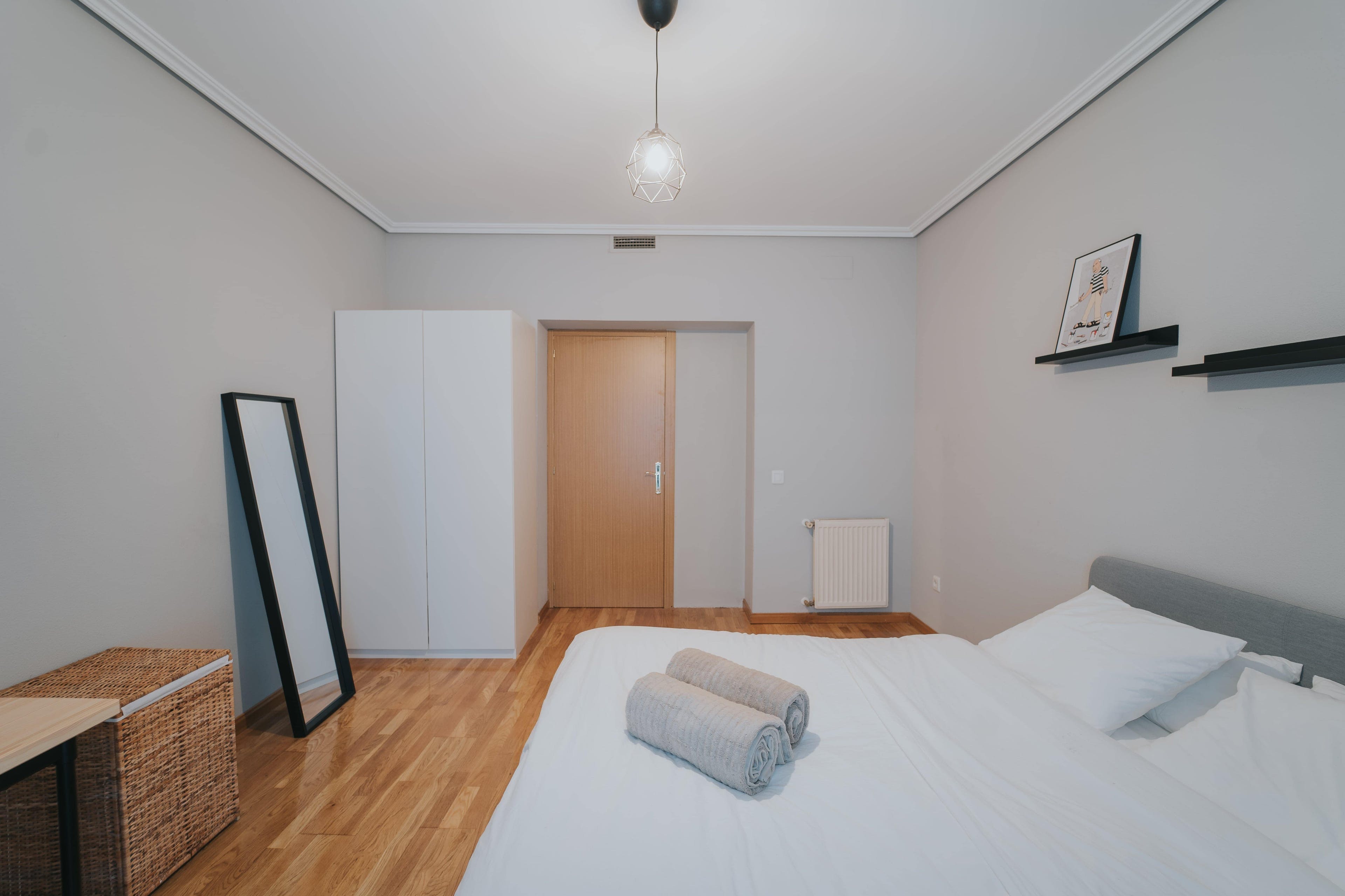 Habitación individual en Via Calle Mayor 82