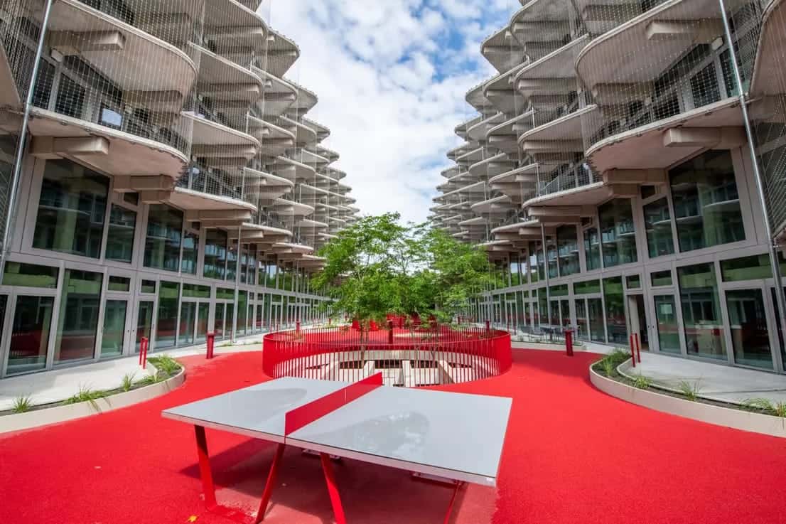 Shared furnished – for 3 people, 2-room apartment with balcony, fitted kitchen, only €475 per person - Photo 5