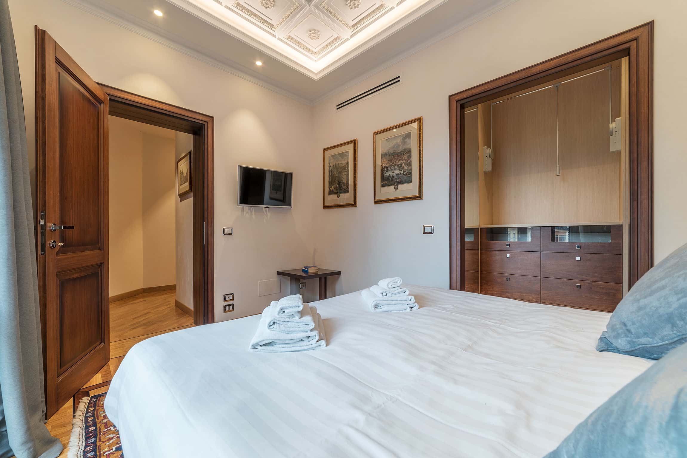 Apartment Rome, 2 beds — photo 5