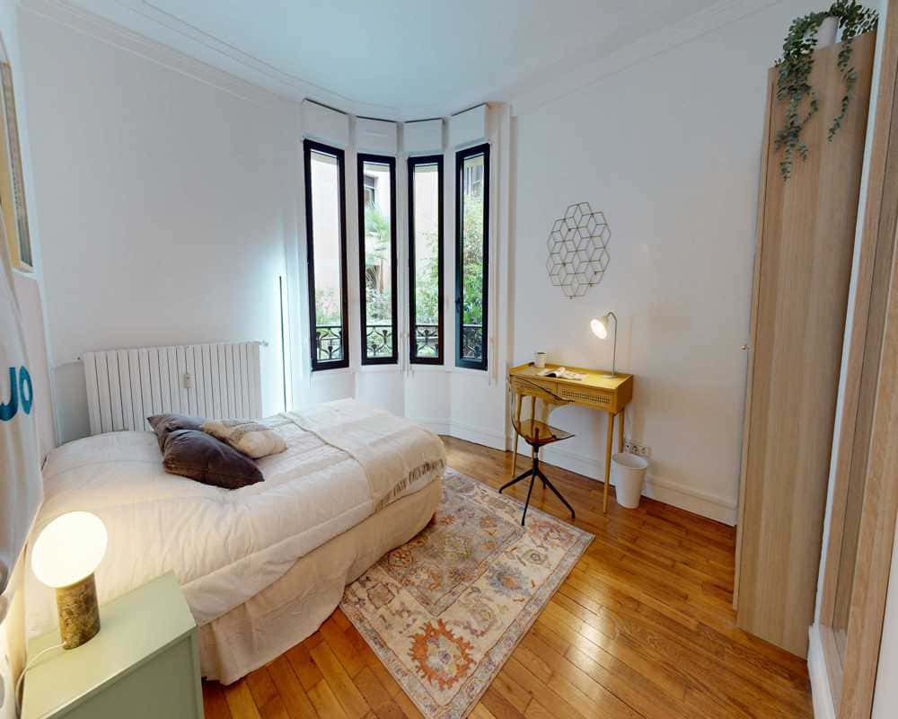 Chambre dans le Avenue de Montaigne