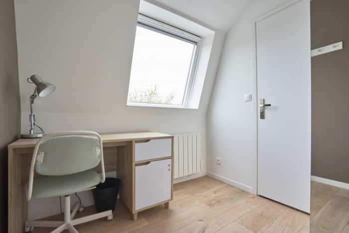 Listing photo thumbnail