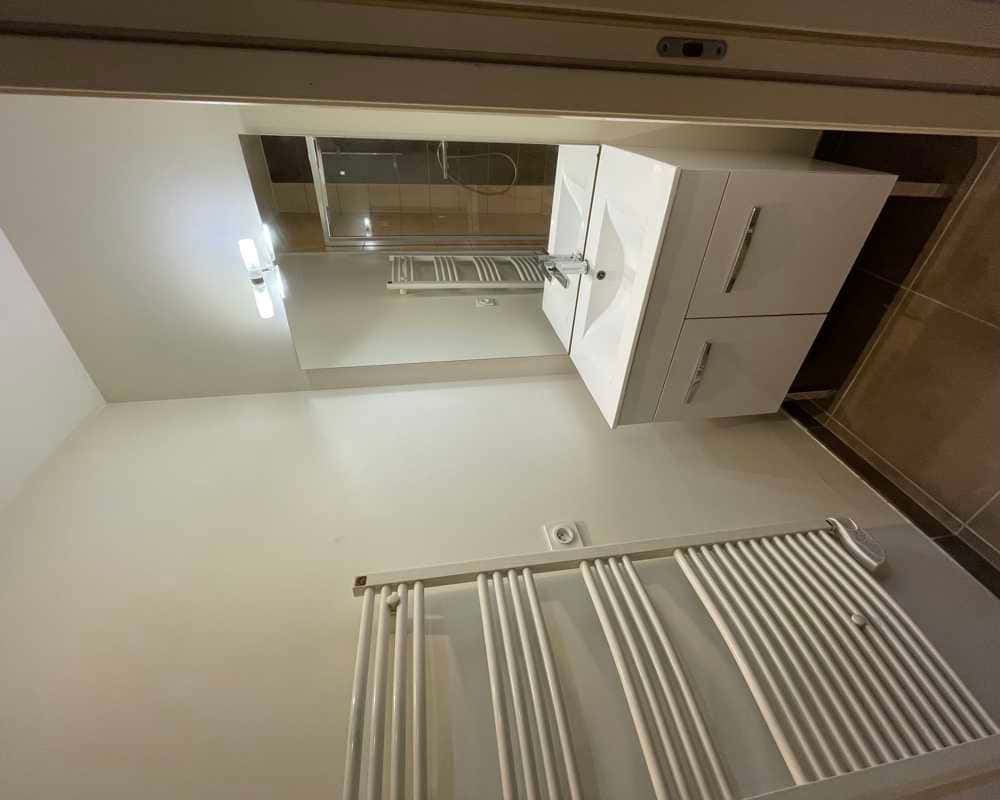 Chambre dans le rue auguste comte