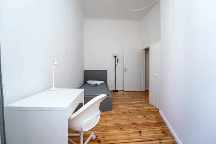 Listing photo thumbnail