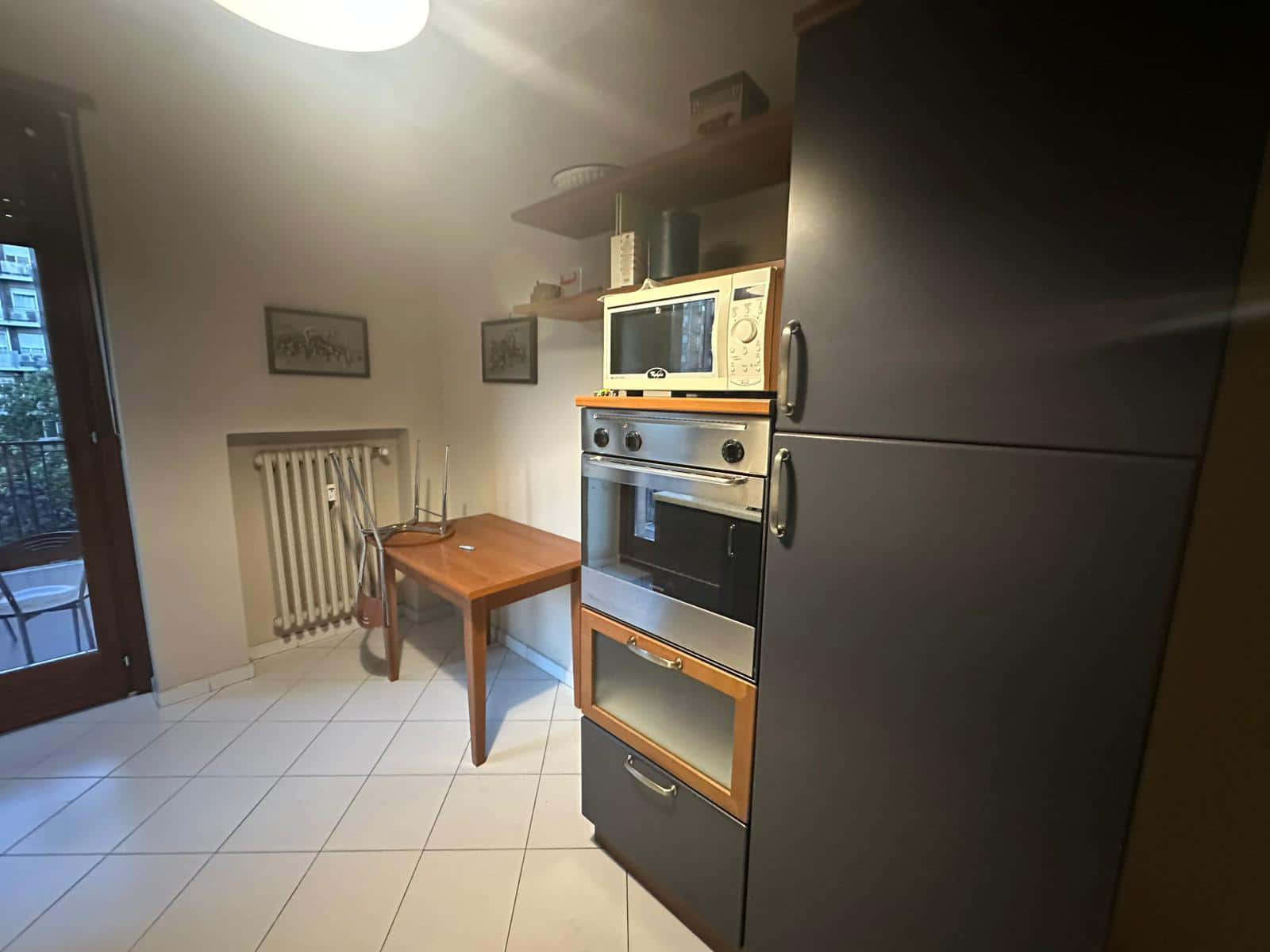 Apartamento em Corso Cosenza, Torino para 97 m² com 2 quartos