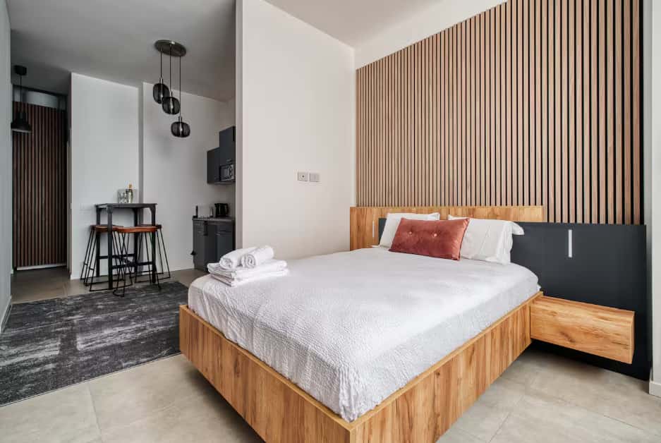 Via Francesco Daverio