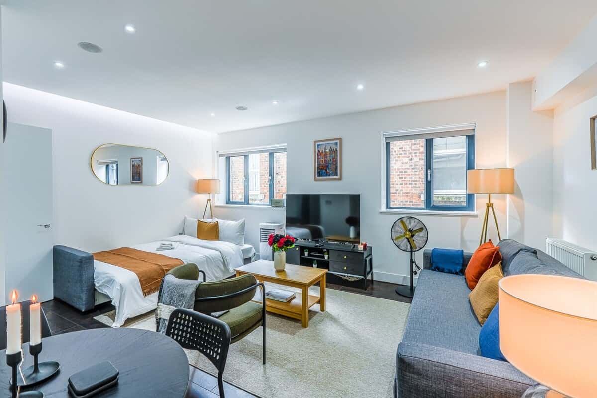 1 BR Apt unit in  Greater London, United Kingdom