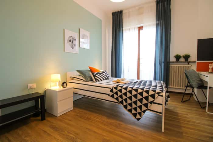 Listing photo thumbnail