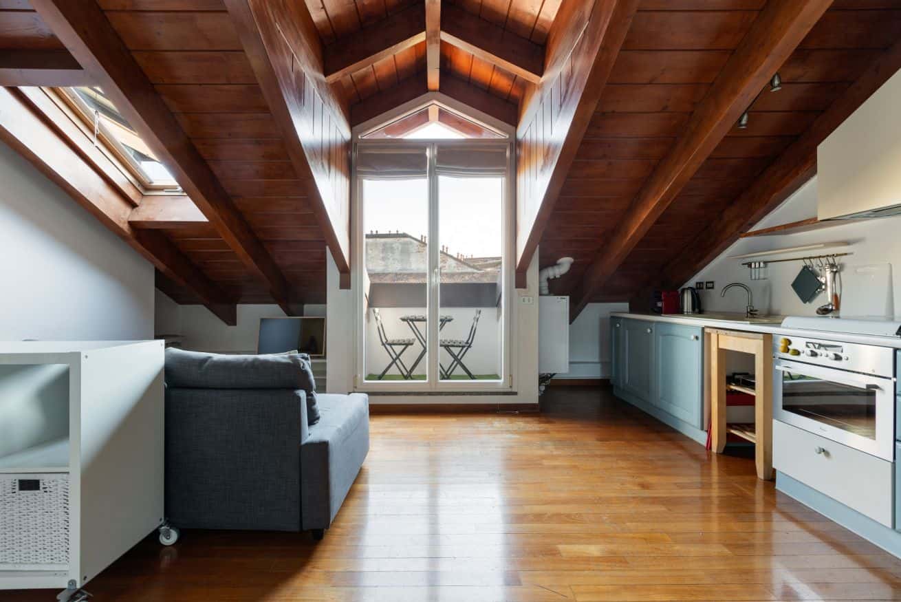 Pasteur 6 · [Nolo - Stazione Centrale] - Bilocale ultimo piano