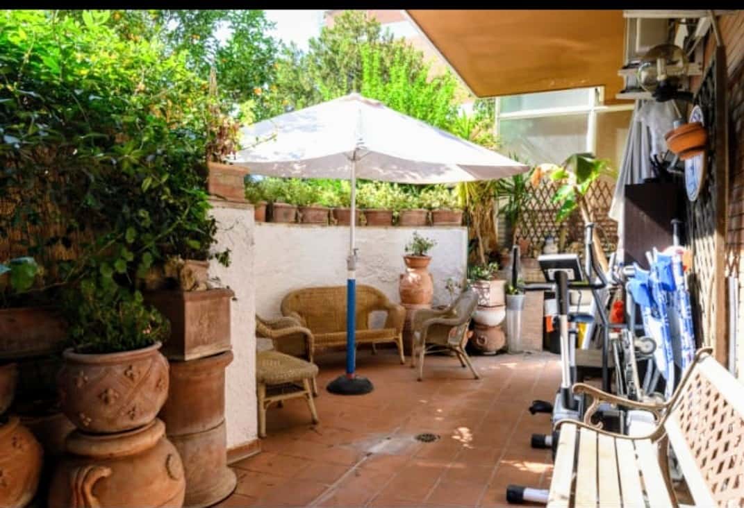 Appartamento in Via dei Faggella, Roma di 132 m² con 2 camere