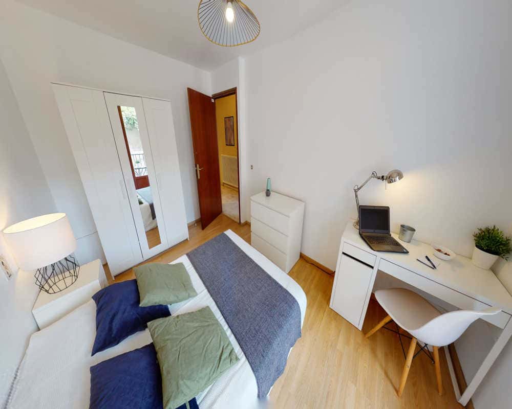 Chambre dans le boulevard Lascrosses