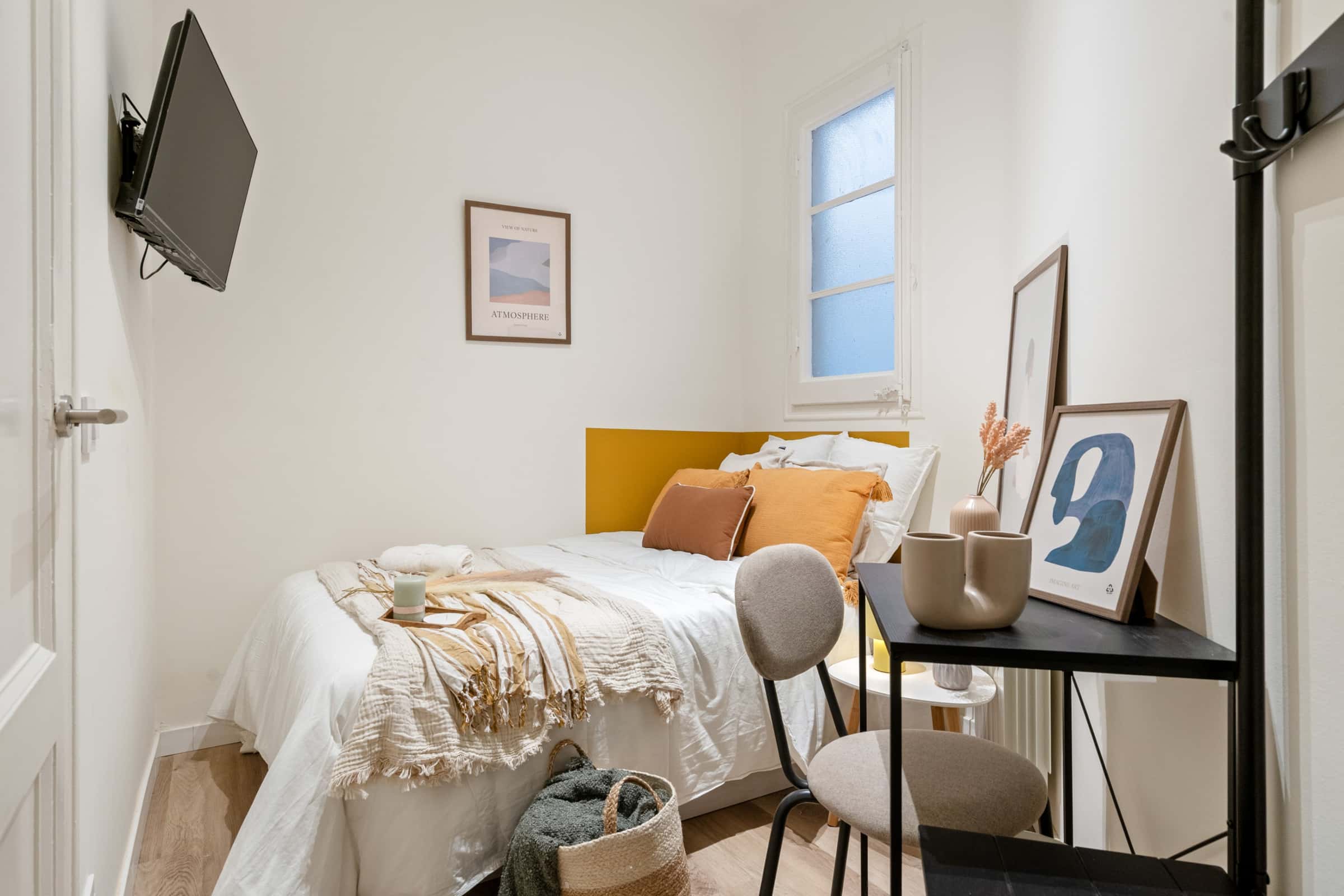 Habitacion privada en Carrer del Comte Borrell, , L'Eixample,Barcelona