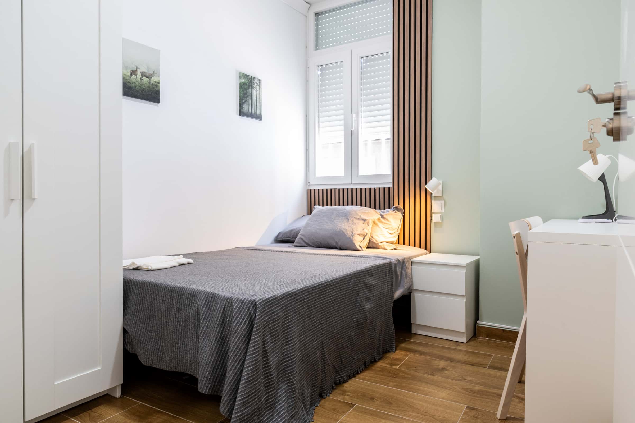 Chambre dans Avenida de la Plaza de Toros, Madrid pour 100 m² avec 5 chambres