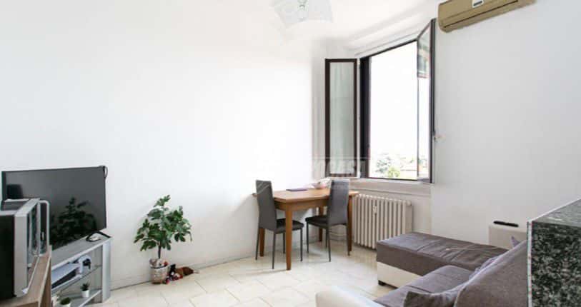 Appartamento in Via Arbe, Milano di 55 m² con 1 camera