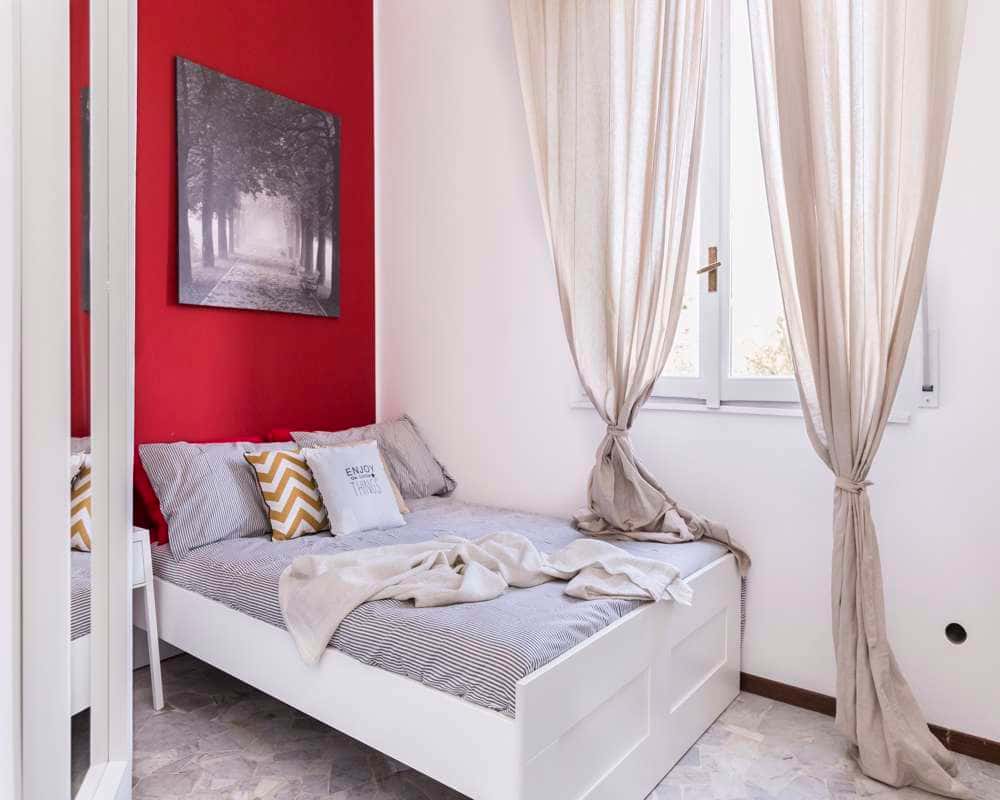 Stanza in Via Salvatore Barzilai