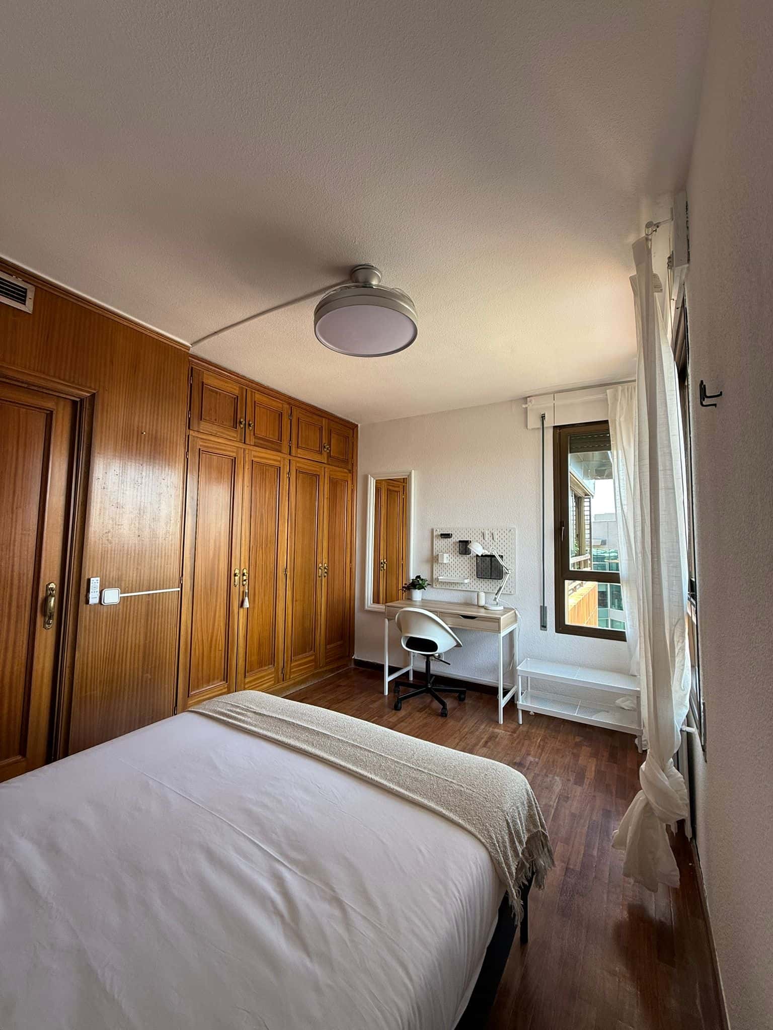 Room CMS48R5