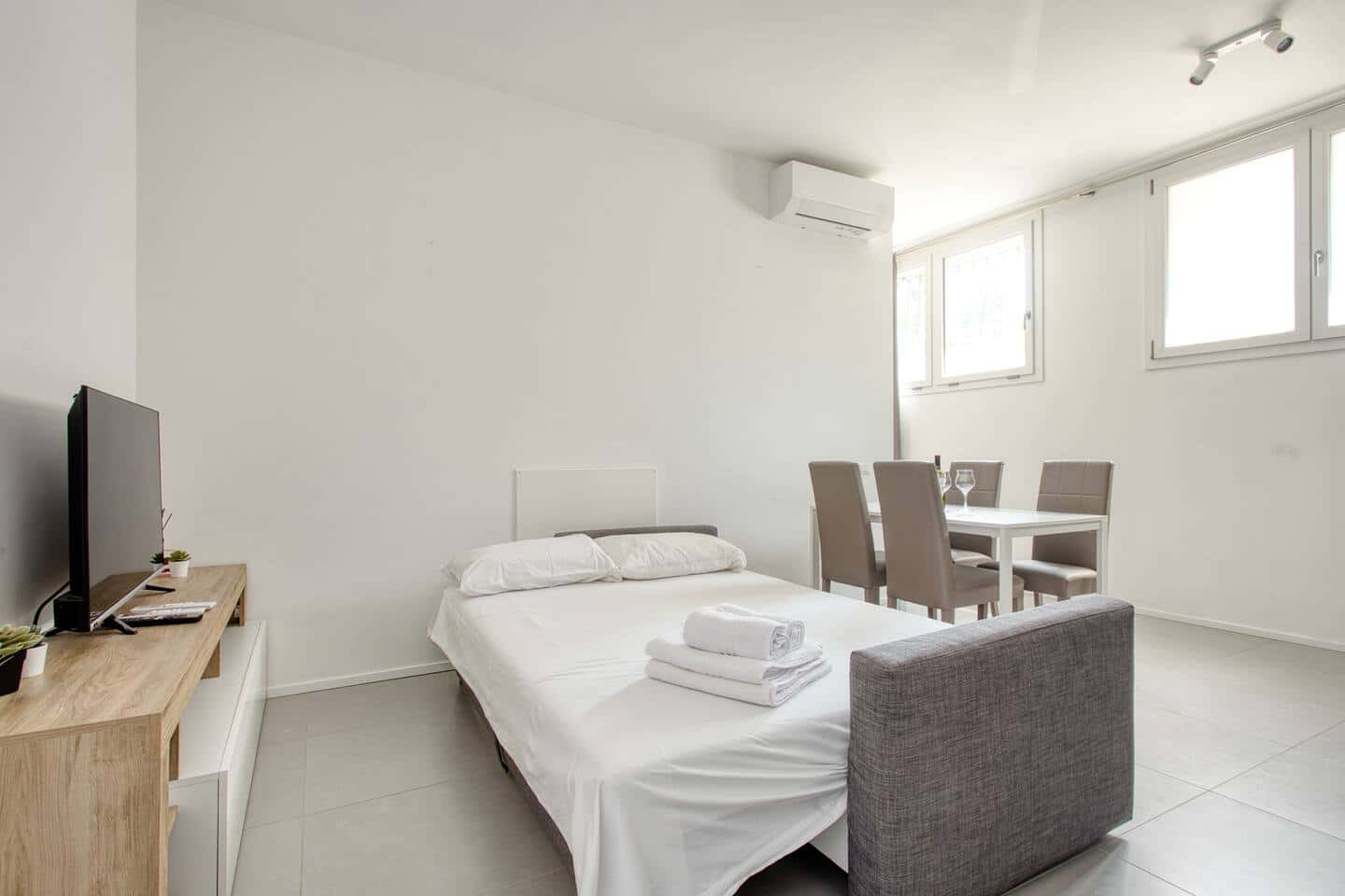 Apartment Milan, 1 bed — photo 3