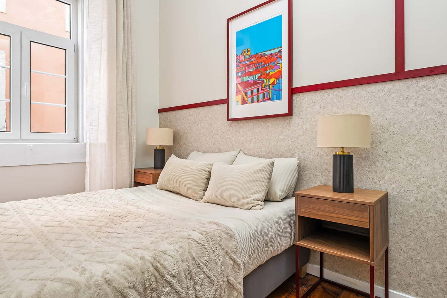 Room 5 - 83. Rua da Emenda 111 1