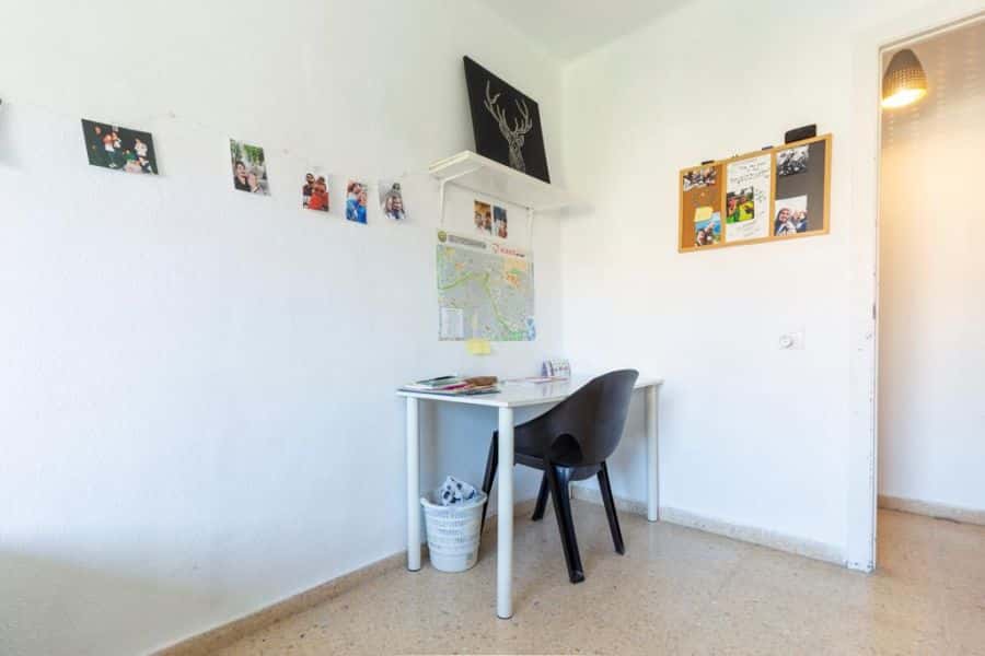 Habitación en piso de 4 habitaciones en Ciutat Jardi