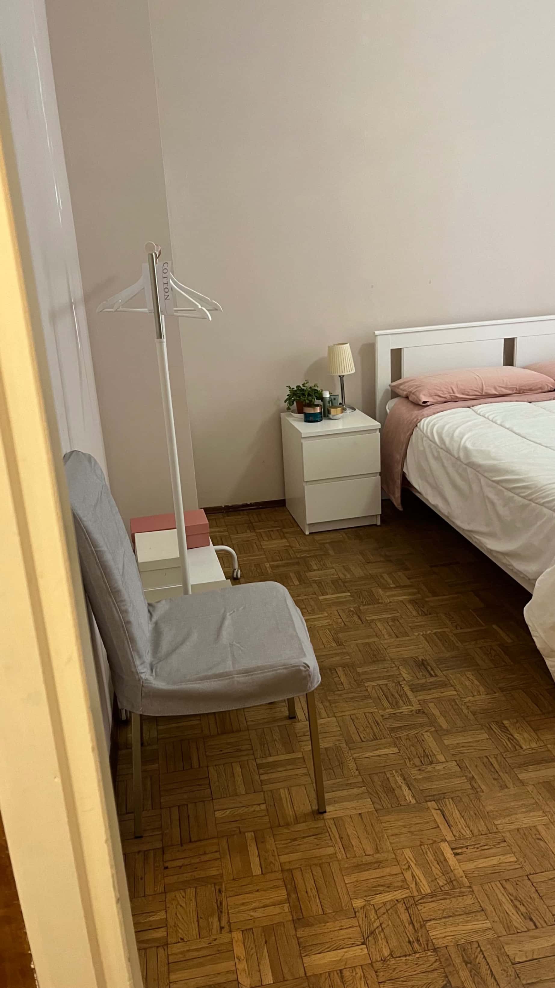 Room in Corso Canonico Giuseppe Allamano, Torino for 120 m² with 3 bedrooms