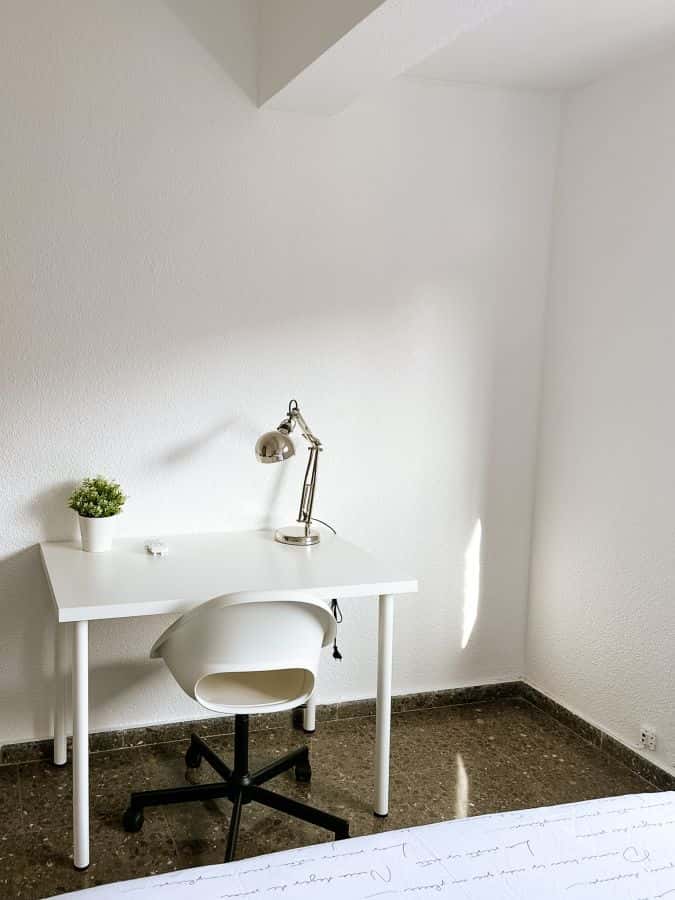 Habitación en piso de 4 habitaciones en Quatre Carreres